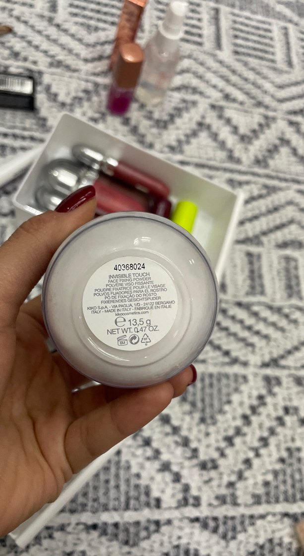 Kiko Milano Invisible Touch Face Fixing Transparan Mat Pudra - Görsel 3