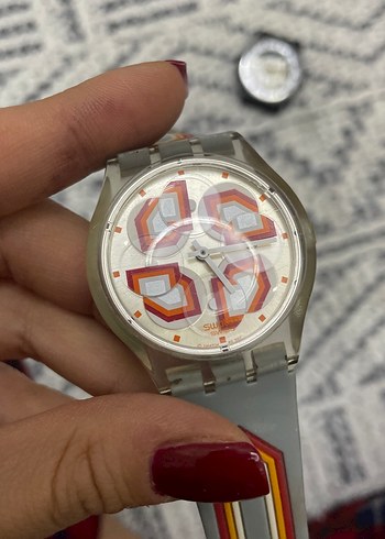 Gri Retro Kadın Kol Saati - Görsel 2