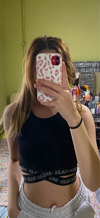 s Beden crop bluz