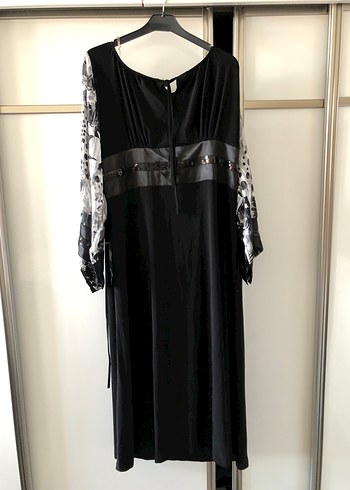 Siyah Uzun Desenli Gotik Kadın Elbise