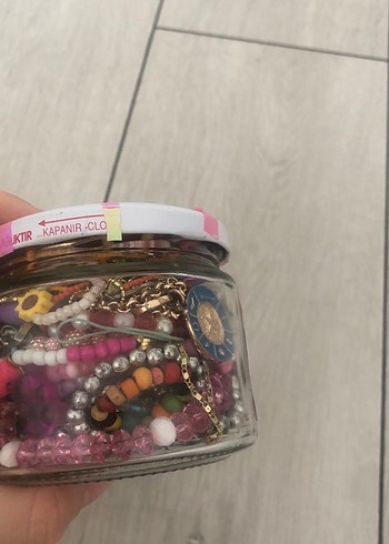 Bershka Pembe Takı Kavanozu