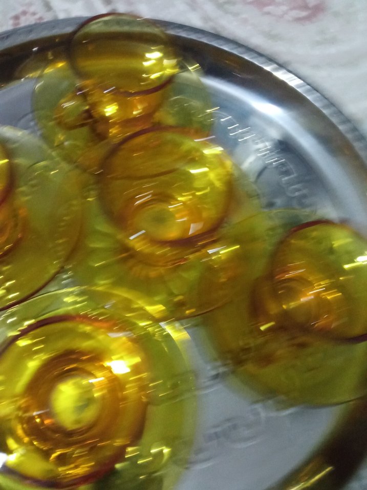 Sarı Cam Fincan ve Tabak Seti - Görsel 3