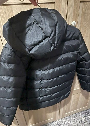 Siyah Kapüşonlu Kışlık Kadın Mont - Görsel 2