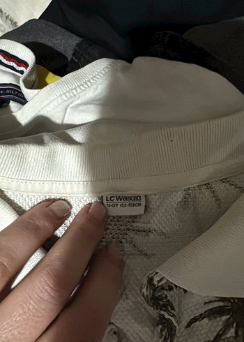 Beyaz Palmiye Desenli Kısa Kollu Polo Tişört - Görsel 2