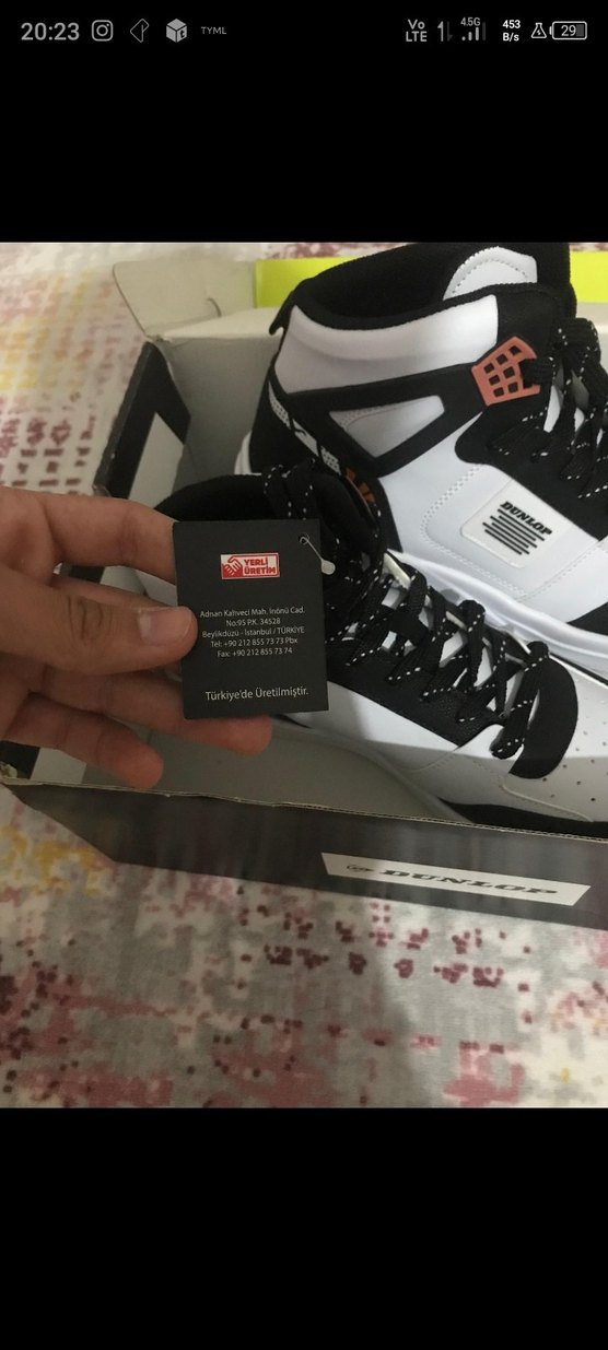 Beyaz Siyah Baskılı  Ayakkabı - Görsel 2