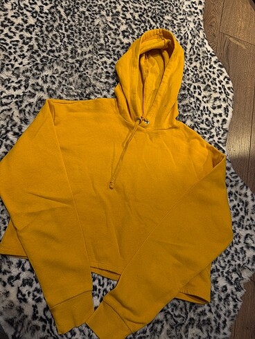 crop sweat