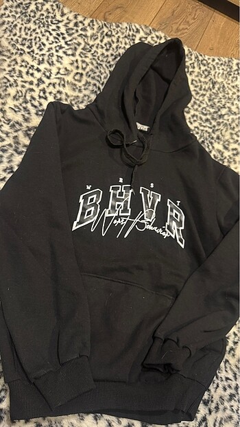 siyah sweatshirt