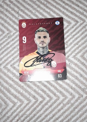 Mauro Icardi İmzalı futbolcu kartı.