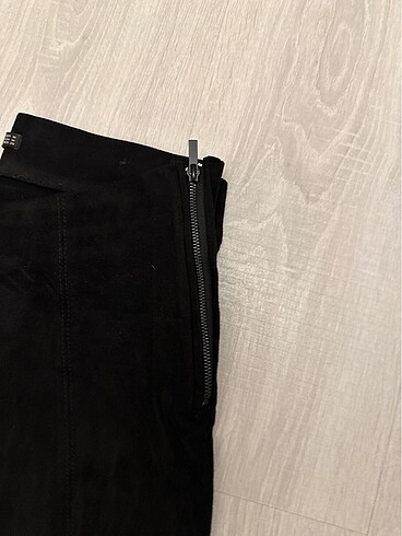 Güderi kumaş görüntüsündeTayt gibi.Kesinlikle spor tayt değil - Görsel 6