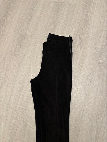 Güderi kumaş görüntüsündeTayt gibi.Kesinlikle spor tayt değil - Görsel 5