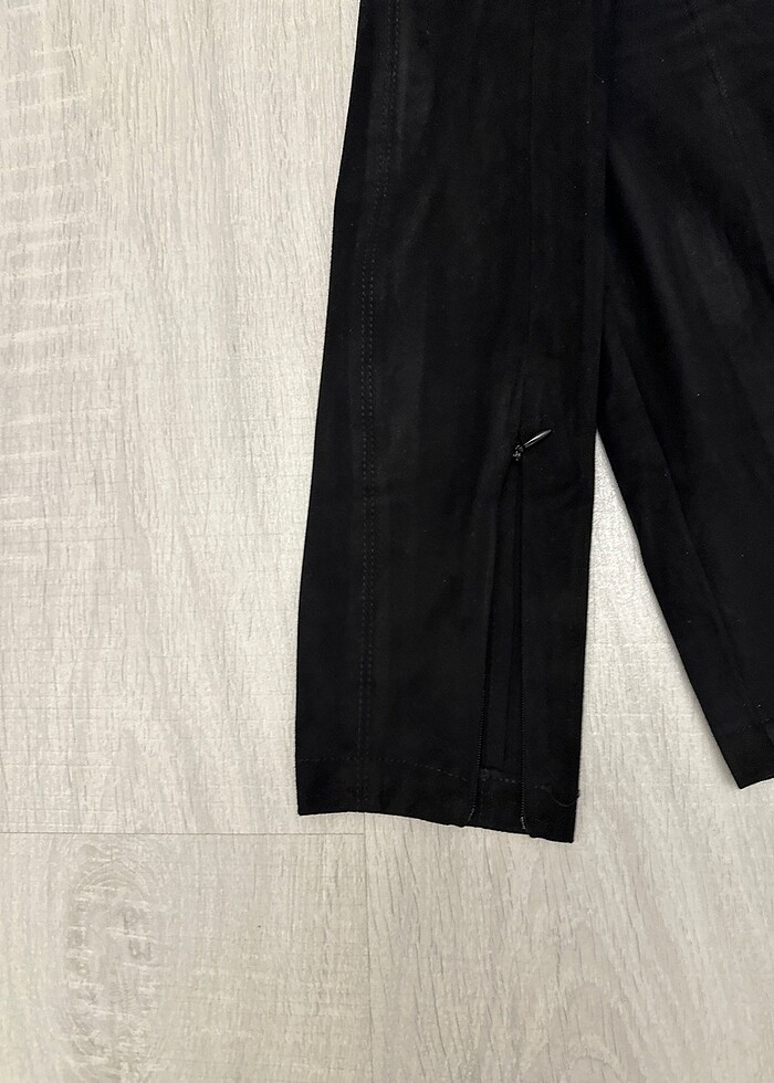 Güderi kumaş görüntüsündeTayt gibi.Kesinlikle spor tayt değil - Görsel 4