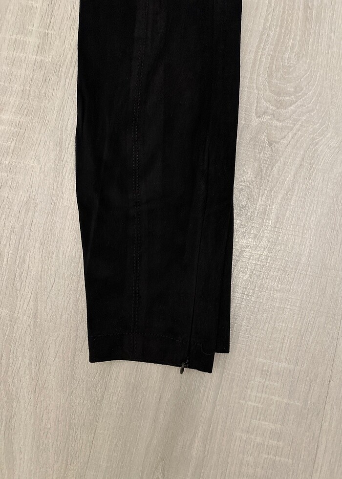 Güderi kumaş görüntüsündeTayt gibi.Kesinlikle spor tayt değil - Görsel 3