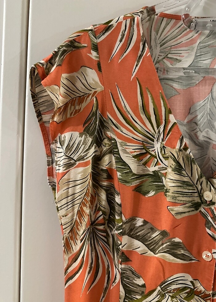 Mango  önden düğmeli ,desenli rlbise - Görsel 4