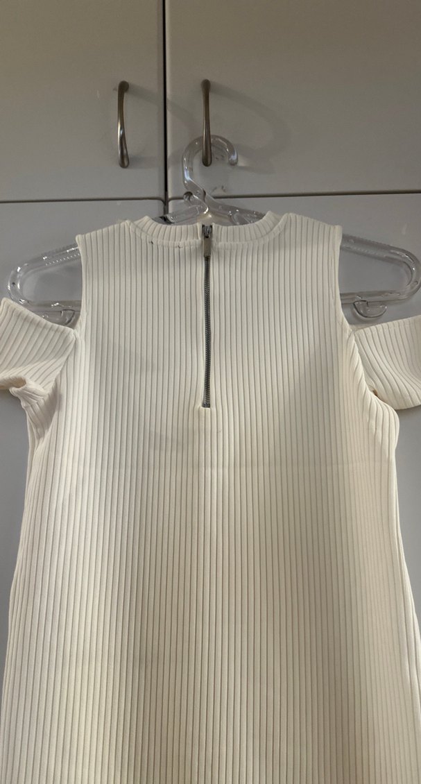 Beyaz Kısa Kollu Midi Elbise - Görsel 4