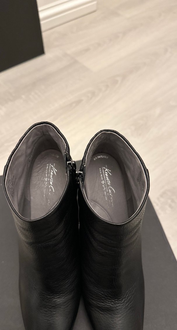 Kenneth Cole Siyah Deri Tokalı Blok Topuk Bot - Görsel 4