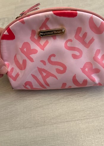 Victoria's Secret Pembe Fermuarlı Makyaj Çantası