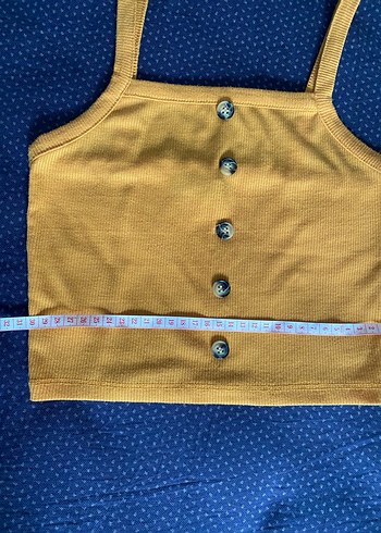 Düğmeli Sarı İnce Askılı Kadın Atlet - Görsel 2