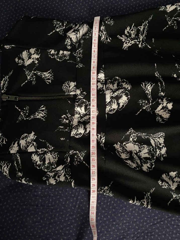 Siyah Desenli Uzun Gotik Elbise - Görsel 3