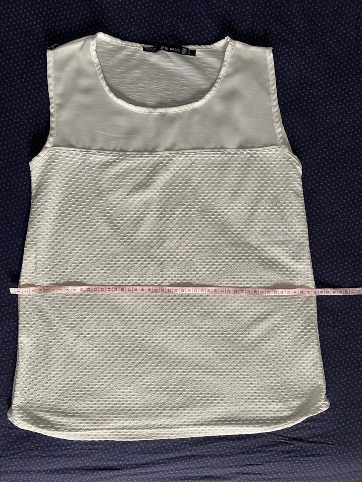 Dantelli Beyaz Kolsuz Kadın Bluz - Görsel 2