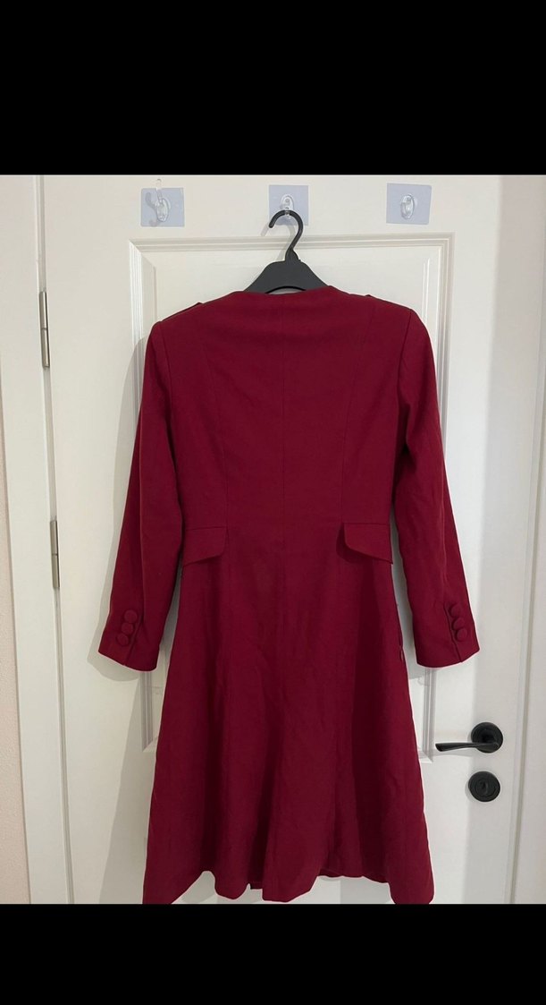 Bordo Kadın Uzun Düğmeli Klasik Kaban - Görsel 2