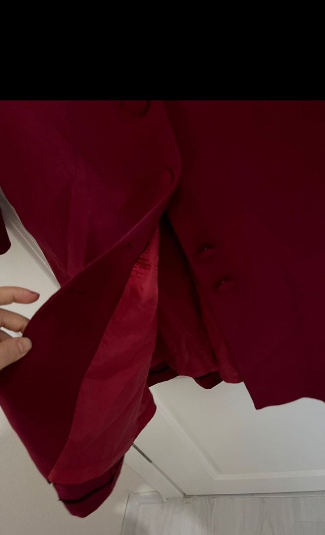 Bordo Kadın Uzun Düğmeli Klasik Kaban - Görsel 3