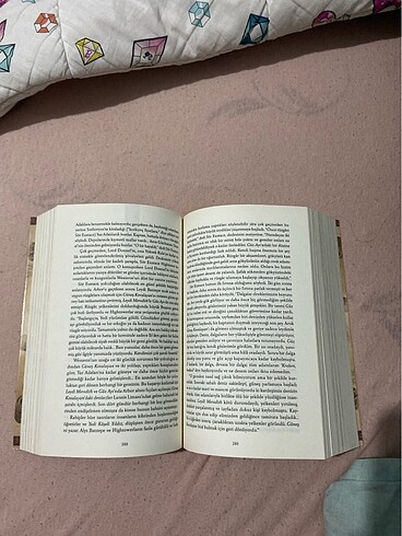  Beden ATEŞ VE KAN GEORGE R. R. MARTIN
