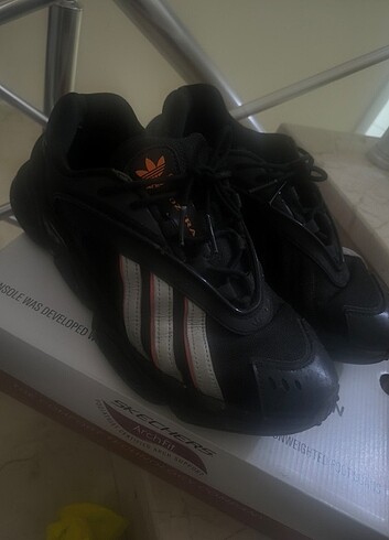 Orijinal Adidas 