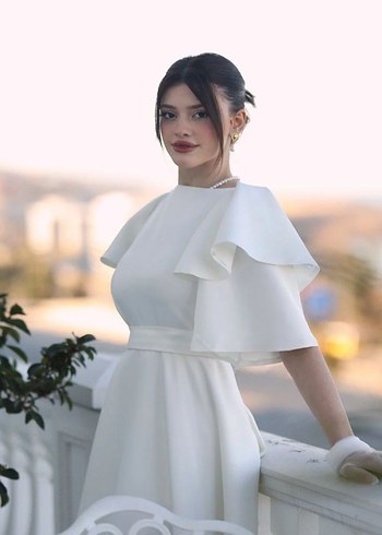 Beyaz Kısa Kollu A Kesim Gelinlik - Görsel 3