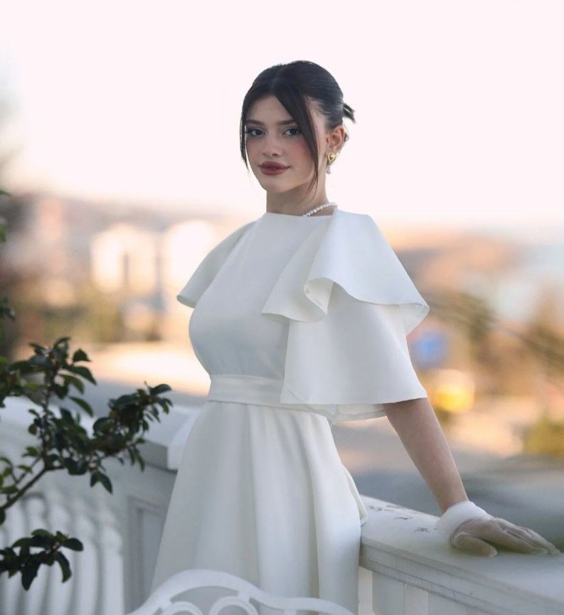 Beyaz Kısa Kollu A Kesim Gelinlik - Görsel 3