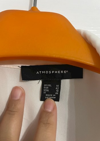 Düğmeli Beyaz Kolsuz Gömlek - Görsel 2