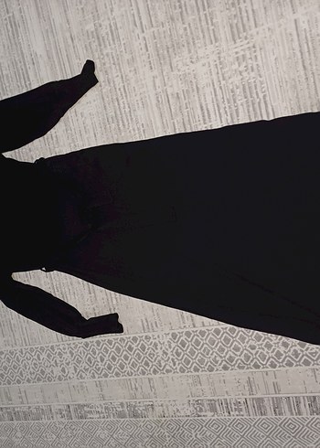 Uzun Kollu Siyah V Yakalı Kemerli Elbise - Görsel 3