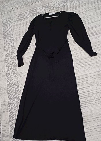 Uzun Kollu Siyah V Yakalı Kemerli Elbise - Görsel 2