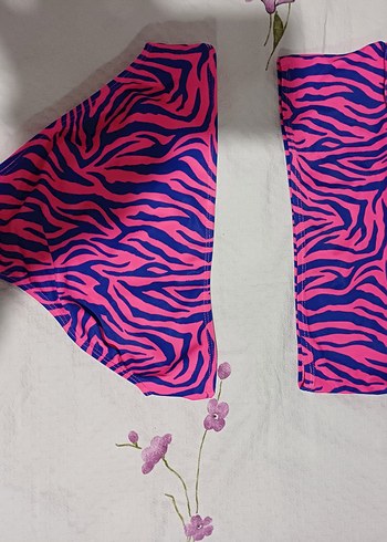 LC Waikiki Kız Çocuk Pembe Zebra Desenli Bikini