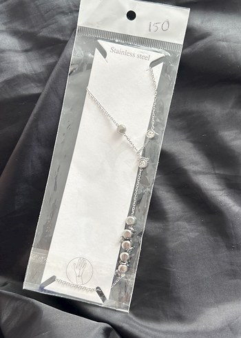 Gri Zincir Detaylı Kadın El Zinciri - Görsel 2