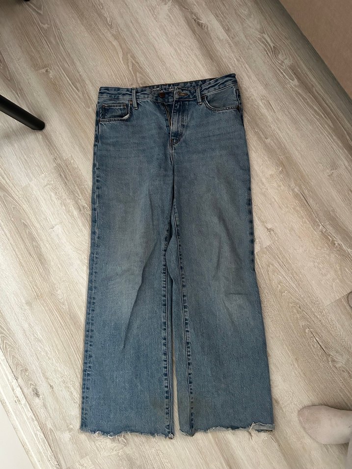 Gri Renk Rahat Kesim Kadın Midi Kot Pantolon - Görsel 3