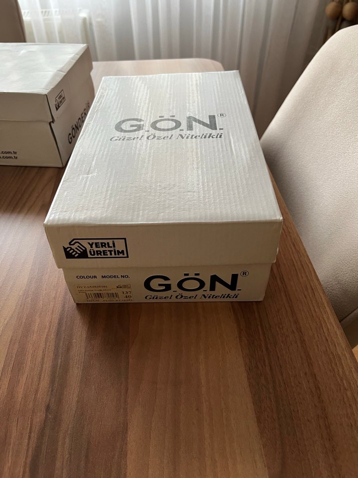 Siyah ve çağla yeşili Kadın Dolgu Topuklu ayakkabı - Görsel 4