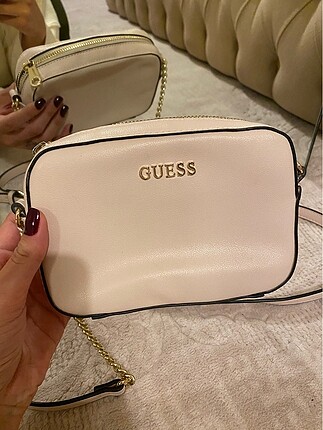 Orjinal guess zincirli kucuk canta