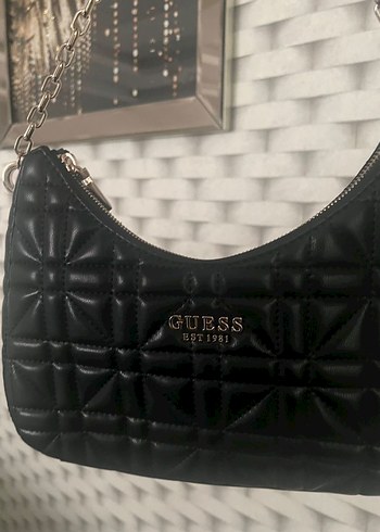 Guess Guess Gri Deri Fermuarlı Kadın Çanta