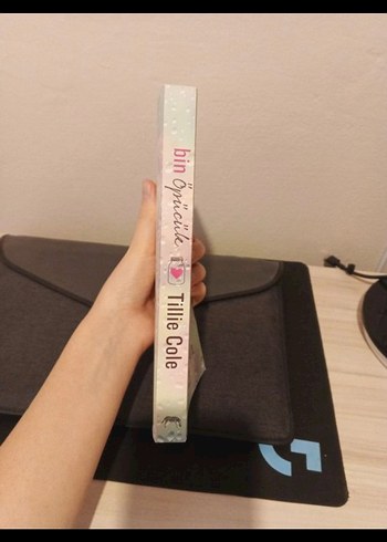 Bin Öpücük - Tillie Cole - Görsel 3