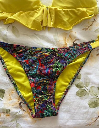 Diğer Bikini