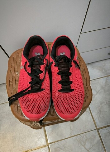 38,5 Beden Under armour