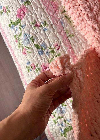 Pembe Örgü Bebek Battaniyesi ve Tulumu - Görsel 5