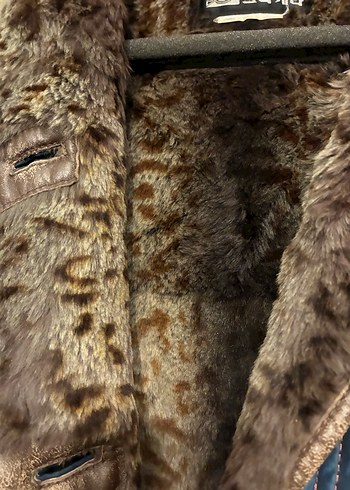 Kürk Detaylı Uzun Kahverengi Kadın Mont - Görsel 2