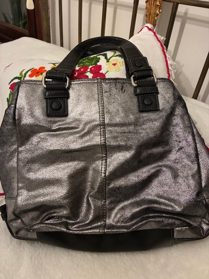 Gri Deri Kadın Çanta Fermuarlı  Nine west markadır - Görsel 2