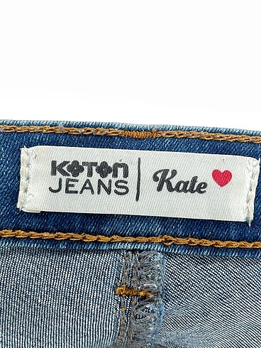 29 Beden çeşitli Renk Koton Jean / Kot %70 İndirimli.