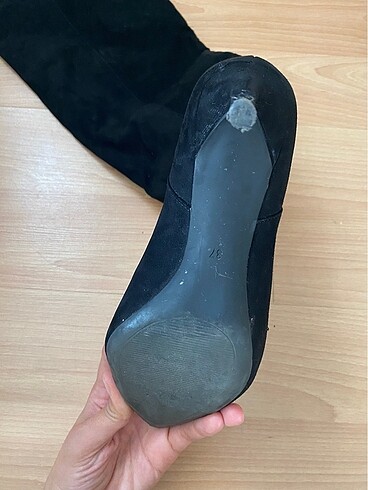 37 Beden siyah Renk Çizme