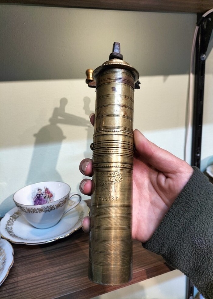 Nostalji damgalı pirinç kahve değirmeni  - Görsel 2