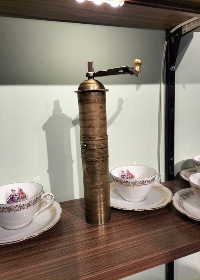 Nostalji damgalı pirinç kahve değirmeni  - Görsel 4