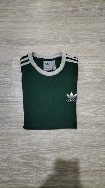 Orijinal adidas