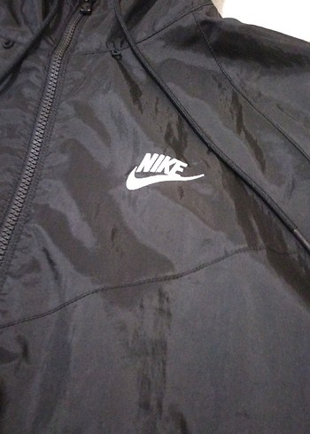 Nike Siyah Kapüşonlu Erkek Rüzgarlık - Görsel 2